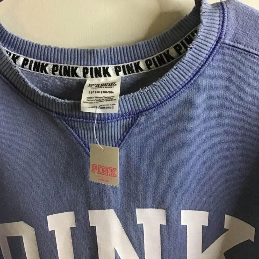 Brand NEW TAGE PINK SWEATSHIRT - Picture 2 of 3